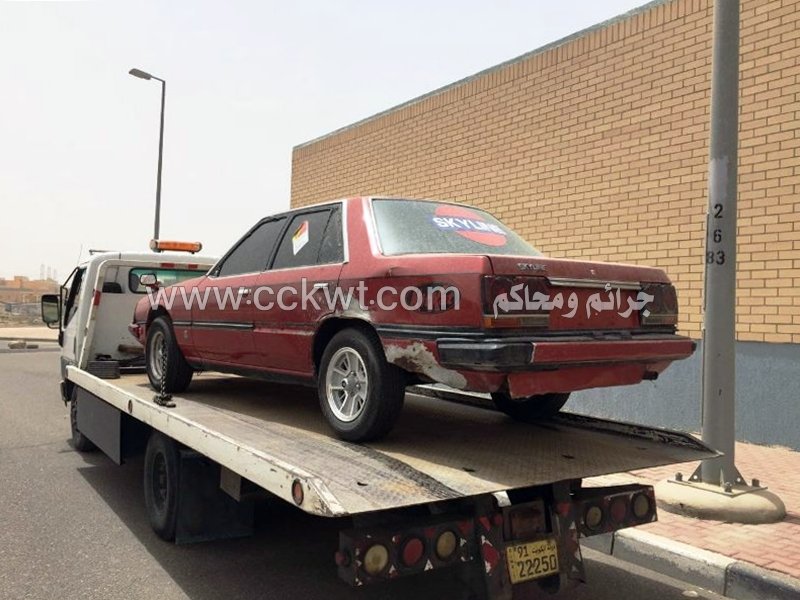 مركبة مستهتر في طريقها للحجز