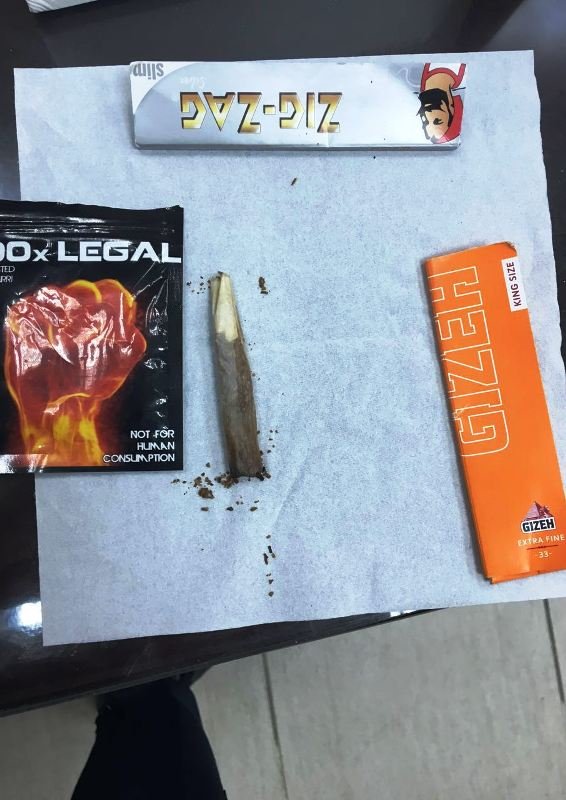 .. وسيجارة حشيش وكيميكال ضبطت مع متعاط آخر