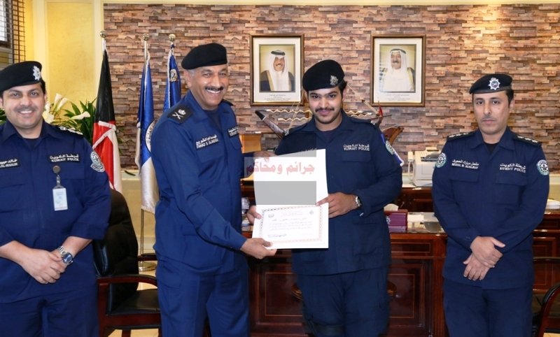 .. وتكريم أحد الأفراد