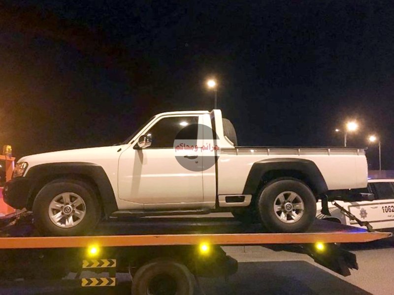 .. ومركبة أخرى